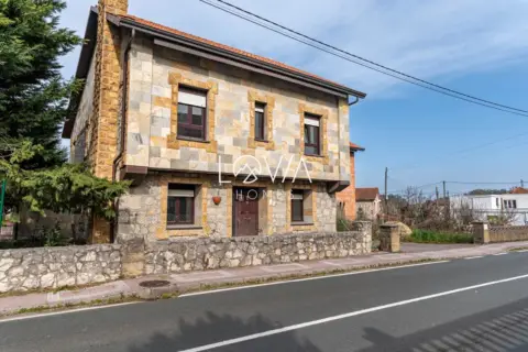 Chalet en calle Escobedo-Mijares, nº 16