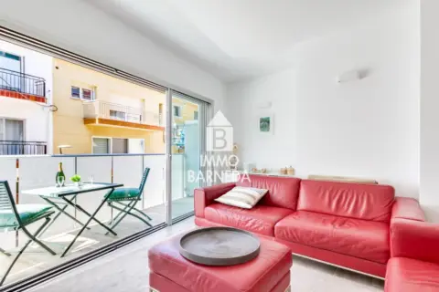 Piso en Carrer dels Grecs, 21