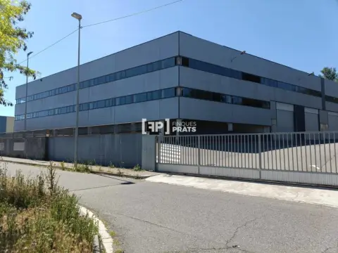 Nave industrial en Magraners