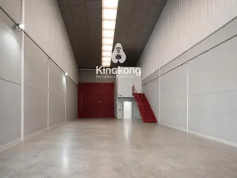 Nave industrial en Campo Real