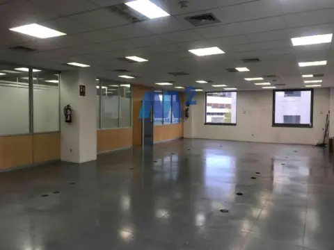 Oficina en Parque Empresarial La Marina