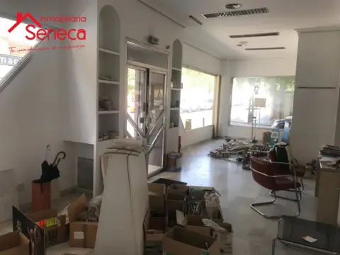 Local comercial en Centro