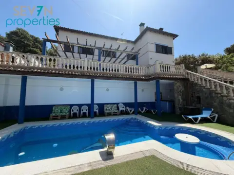 Chalet en calle de Amberes