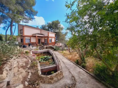 Chalet en Carrer de la Violeta