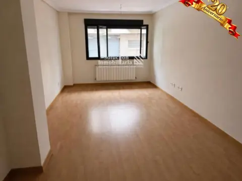 Piso en Castellanos de Moriscos