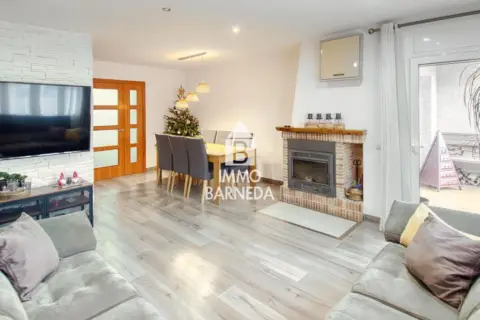Piso en Carrer del Montclar, 16
