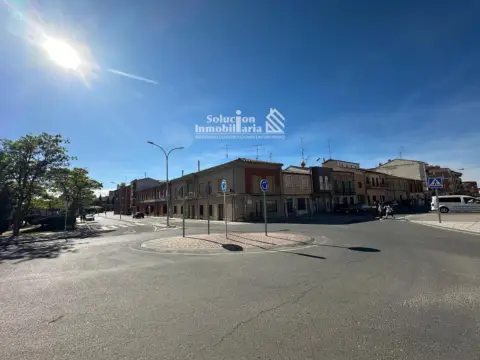 Edificio en calle de Nuestra Señora, 84