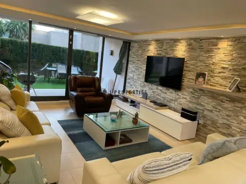 Casa pareada en Calicanto