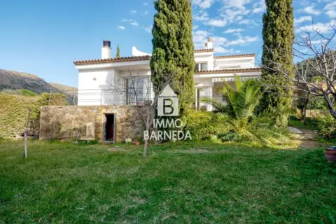 Chalet en Carrer d'Aristòtil, 27