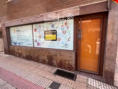 Local comercial en calle de Van Dyck