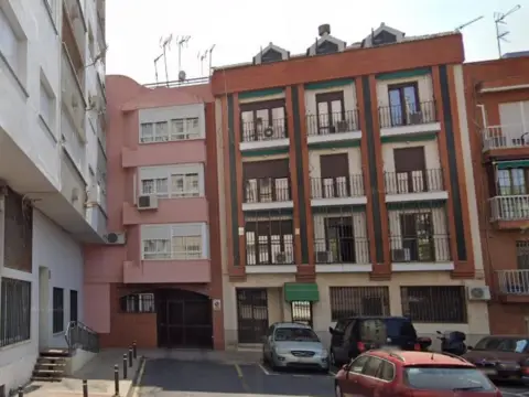 Piso en calle de José Oliva
