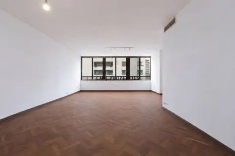 Piso en Avenida de Vicente Blasco Ibáñez, 8
