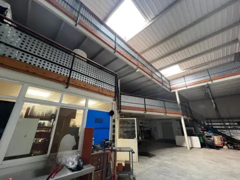 Nave industrial en Pol. Ugaldetxo