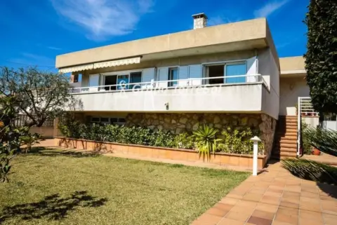 Chalet en Carrer del Migjorn