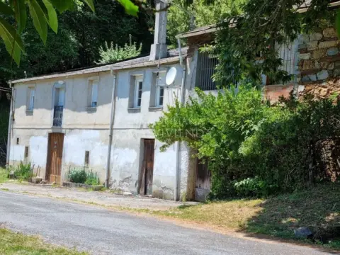 Casa en calle Biduedo - Pq Outara