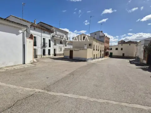 Casa adosada en Carrascosa del Campo