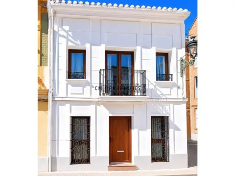 Casa pareada en calle del Pare Lluis Navarro