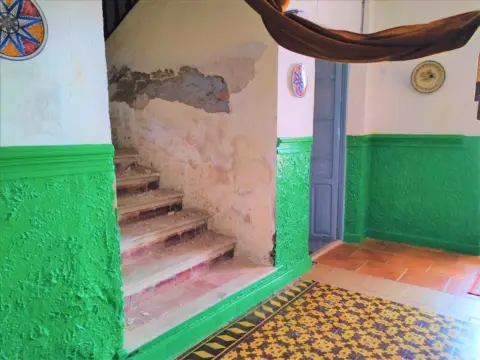 Casa en calle de Santa Ana