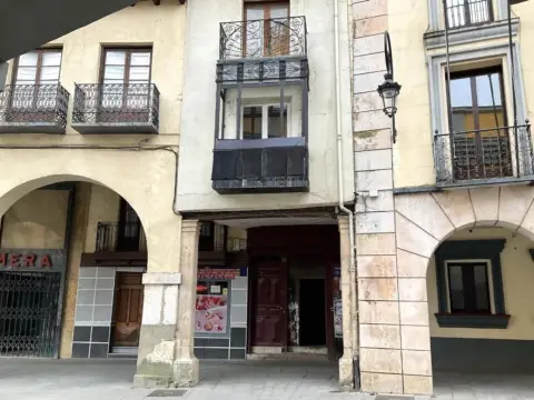 Piso en Plaza Mayor