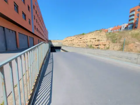 Garaje en calle de Gran Bretaña