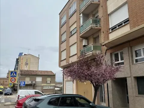 Piso en calle de Víctor Romanos
