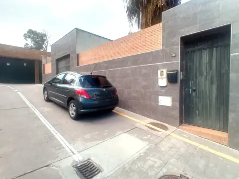 Piso en calle La Colina (E.D. La Colina)