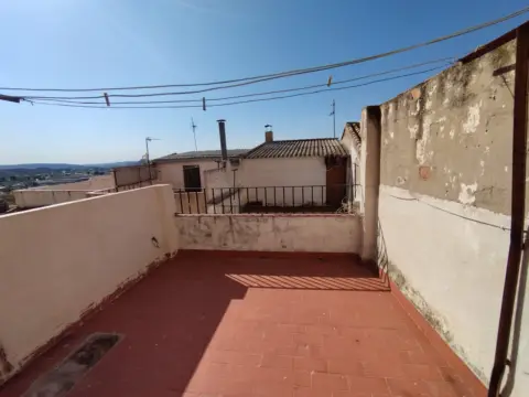 Casa adosada en calle de Carmen