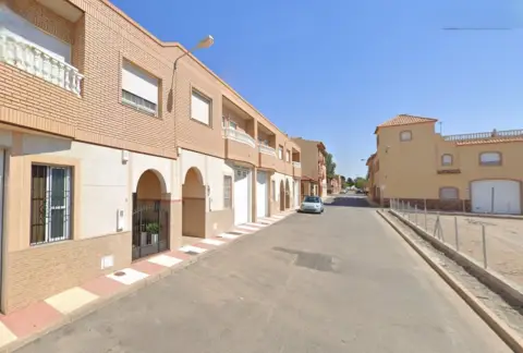 Casa en calle Loja