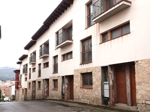 Casa adosada en Barrio Troya