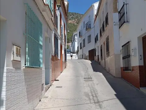 Casa en calle de la Piedra