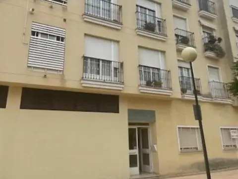 Piso en calle Julio Cienfuego Linares