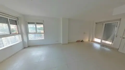 Casa adosada en calle Islas Baleares-Calicantoa