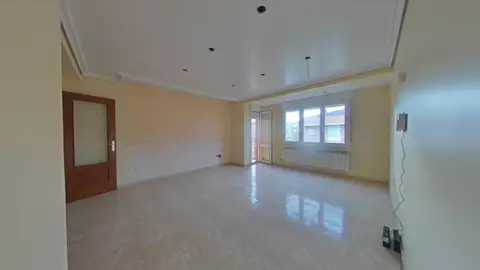 Piso en Avenida de la Vía