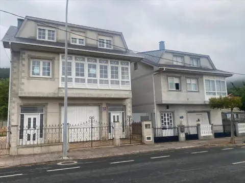 Casa en calle de Pérez Lugín