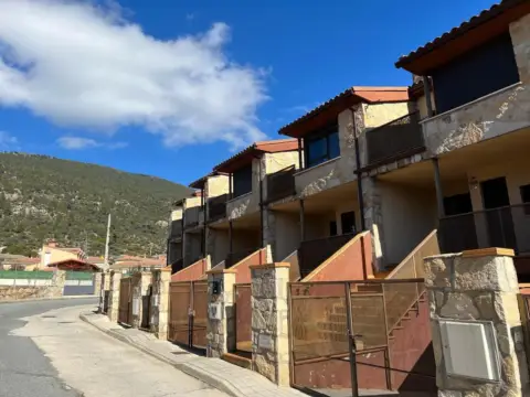 Casa adosada en calle del Académico Don José Alberto Rodríguez Zazo