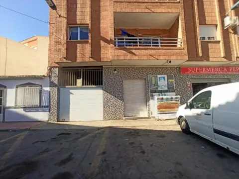 Garaje en calle de Mami