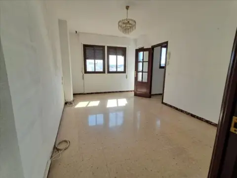 Piso en calle de los Linares