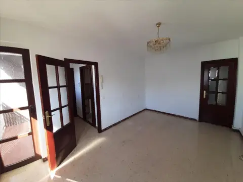 Piso en calle de los Linares