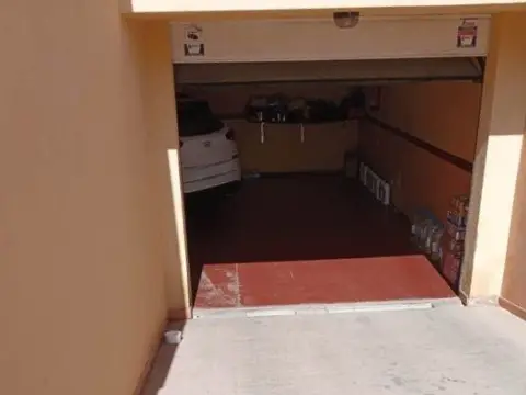 Casa adosada en calle Fula