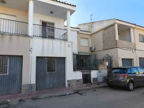Casa en calle del Río Nalón