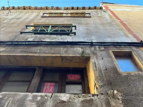 Casa adosada en calle de la Victoria