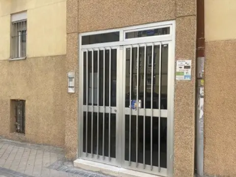 Piso en calle de la Hojalatería
