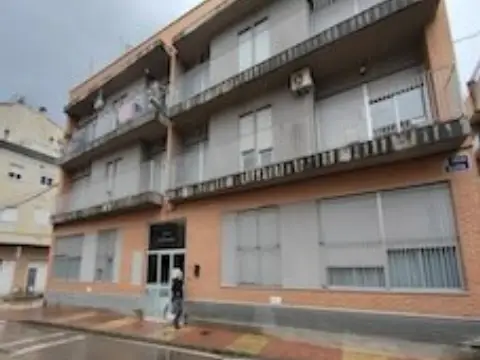 Piso en calle Martínez Tornel