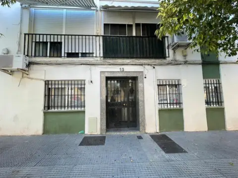 Piso en calle Legión Española