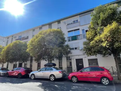 Piso en calle Legión Española