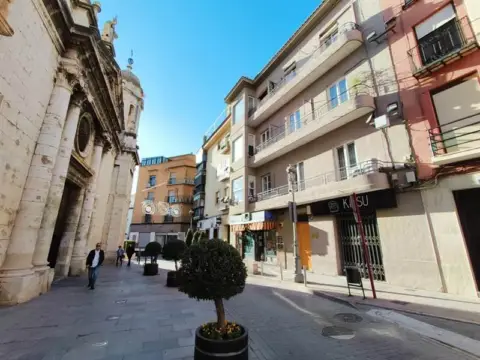 Piso en Plaza de San Ildefonso