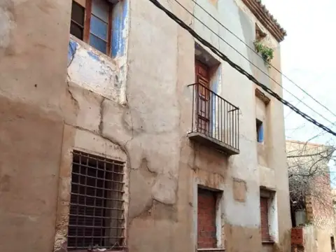 Casa en calle de la Jota Aragonesa
