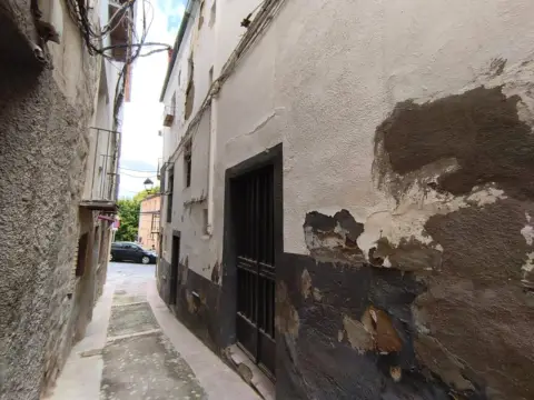 Casa en calle Elvín