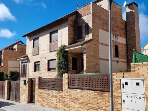 Casa en calle de Cáceres