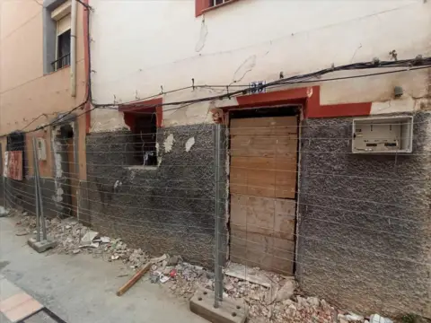 Casa adosada en calle de Carmen